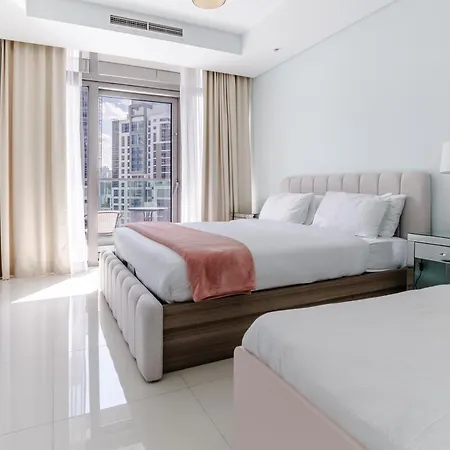 Unique 2Br With Infinity Pool View On Burj Khalifa Apartment Dubai Room photo