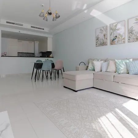 Unique 2Br With Infinity Pool View On Burj Khalifa Apartment Dubai Room photo