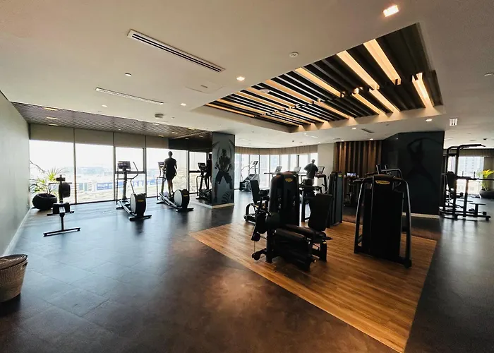 Unique 2Br With Infinity Pool View On Burj Khalifa