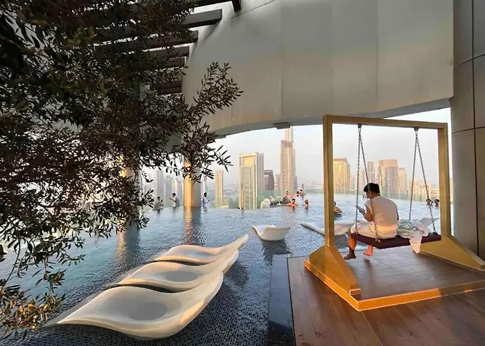 Unique 2Br With Infinity Pool View On Burj Khalifa