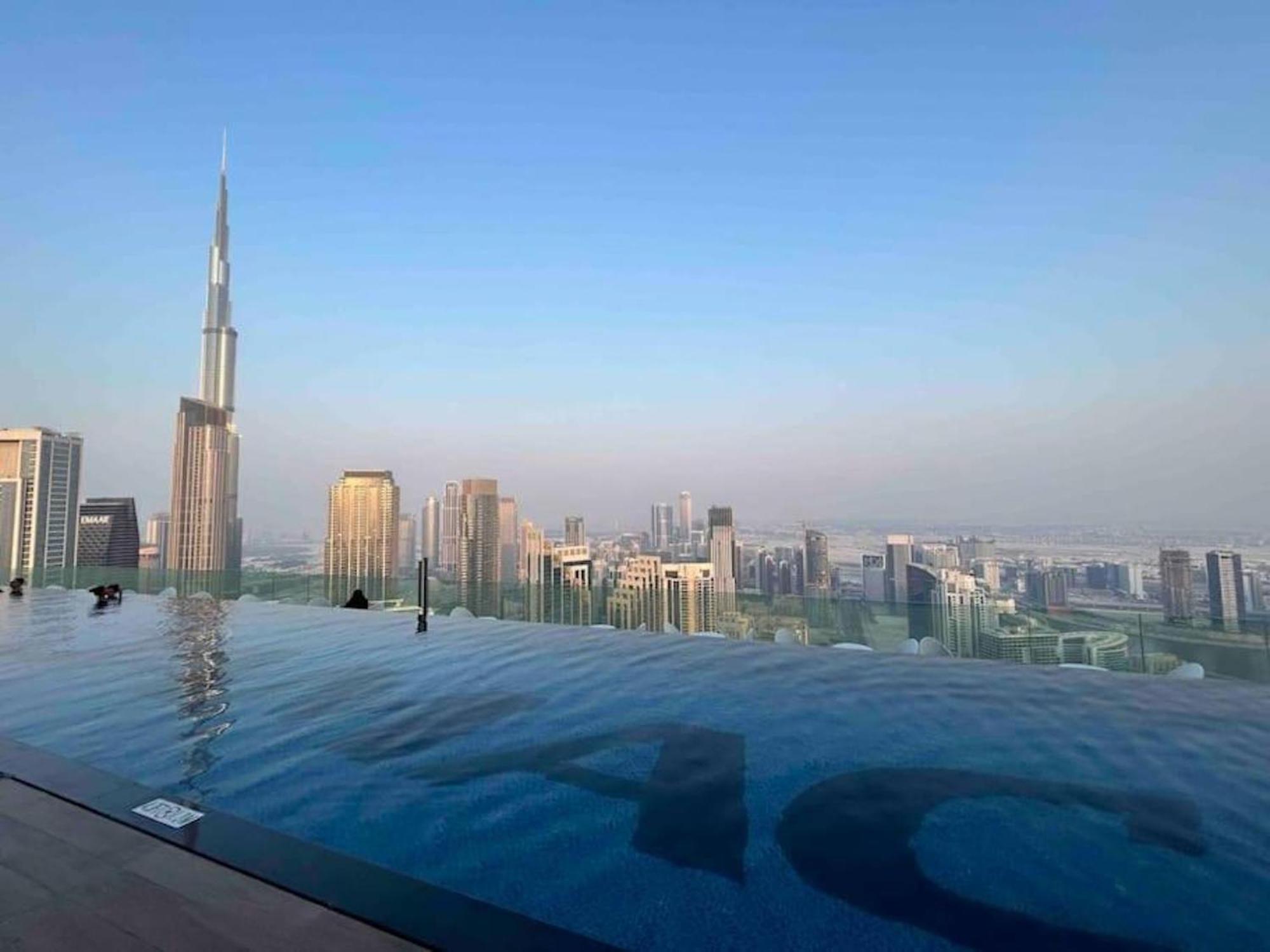 Apartment Unique 2br With Infinity Pool View On Burj Khalifa *