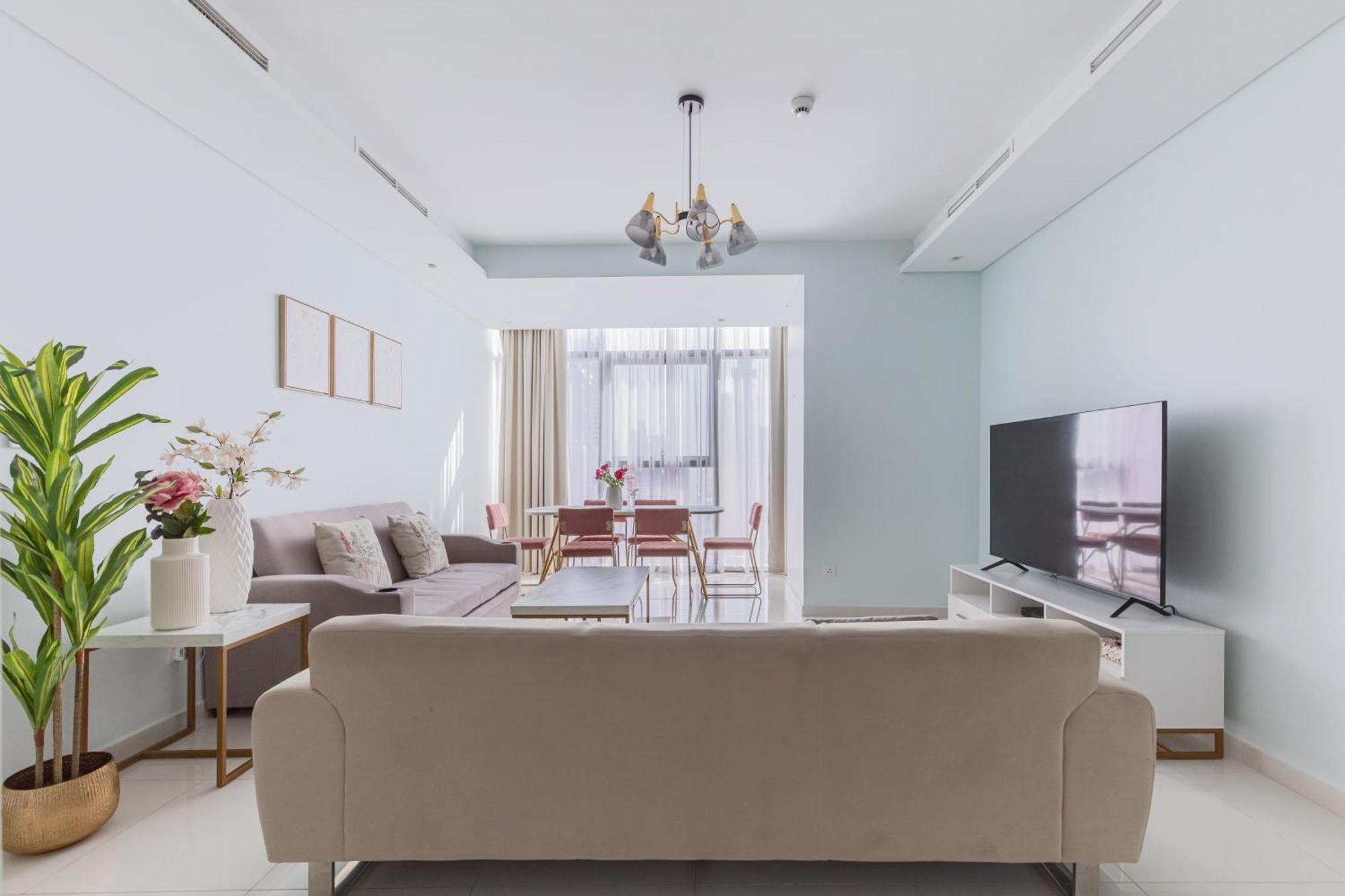 Unique 2br With Infinity Pool View On Burj Khalifa