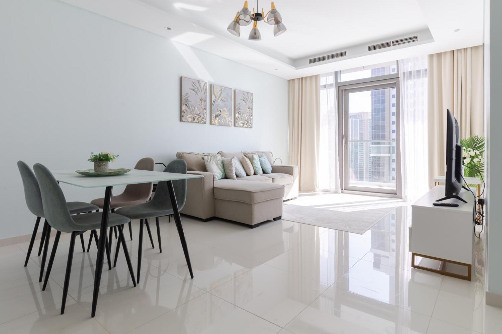 Unique 2br With Infinity Pool View On Burj Khalifa *
