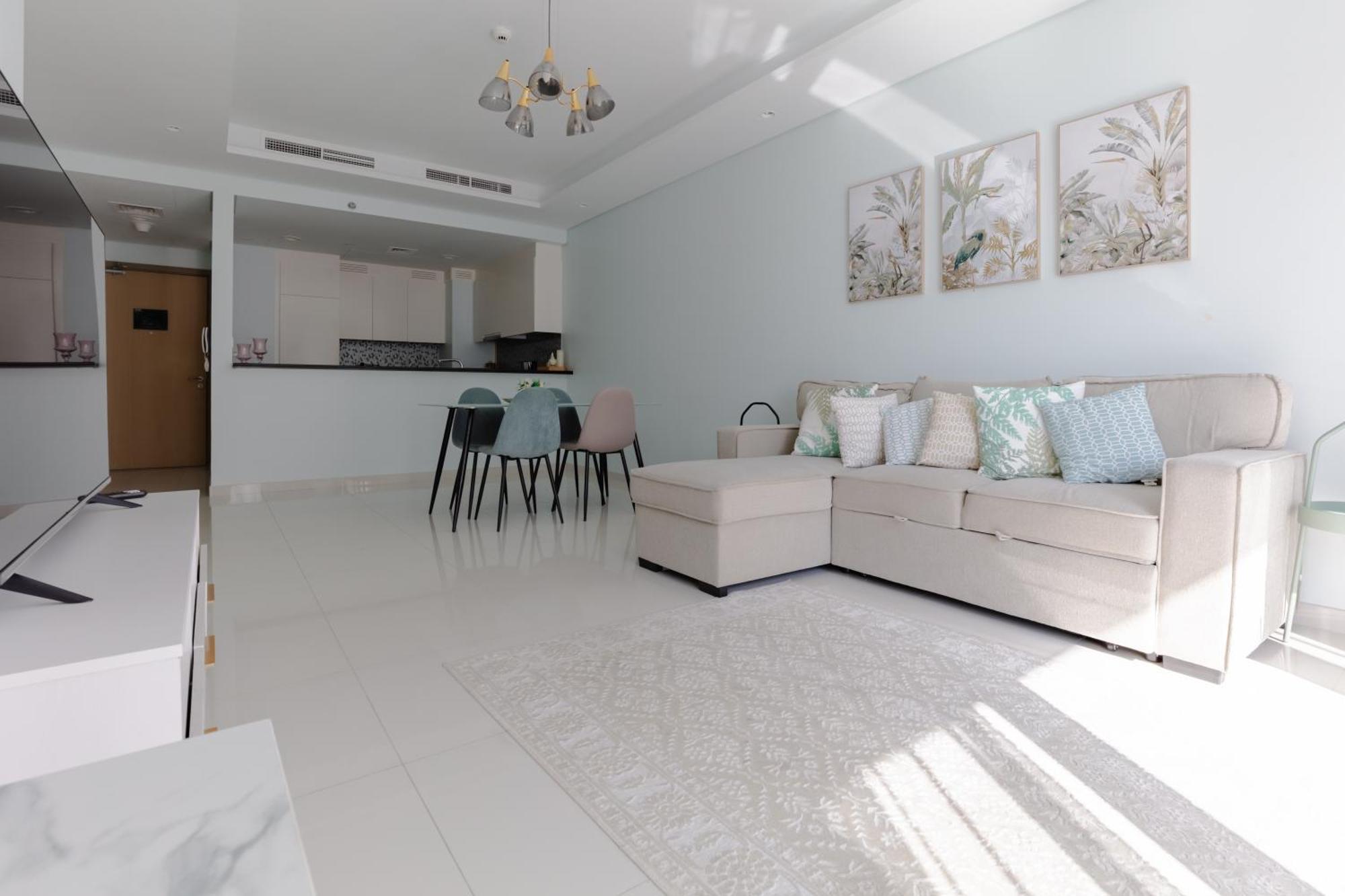 Apartment Unique 2br With Infinity Pool View On Burj Khalifa